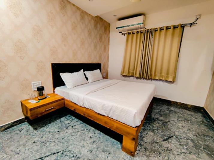 Hotel The Shah Imperial Gwalior Exterior foto